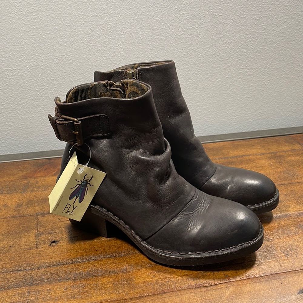 NWT Fly London Brown Booties